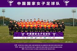 平博-热那亚球队主场取胜，球迷尽展热情为球队加油